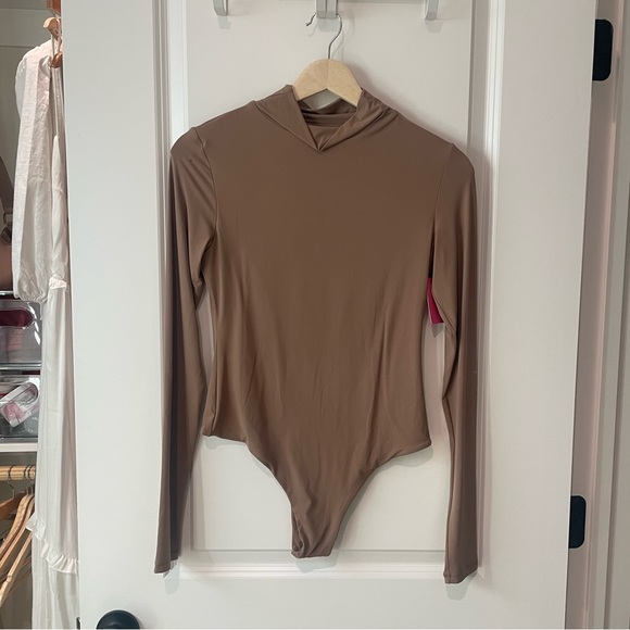Pumiey Tops Long Sleeve Brown Bodysuit Poshmark